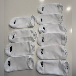 TNA Best Ever White no show Socks - 5 pair